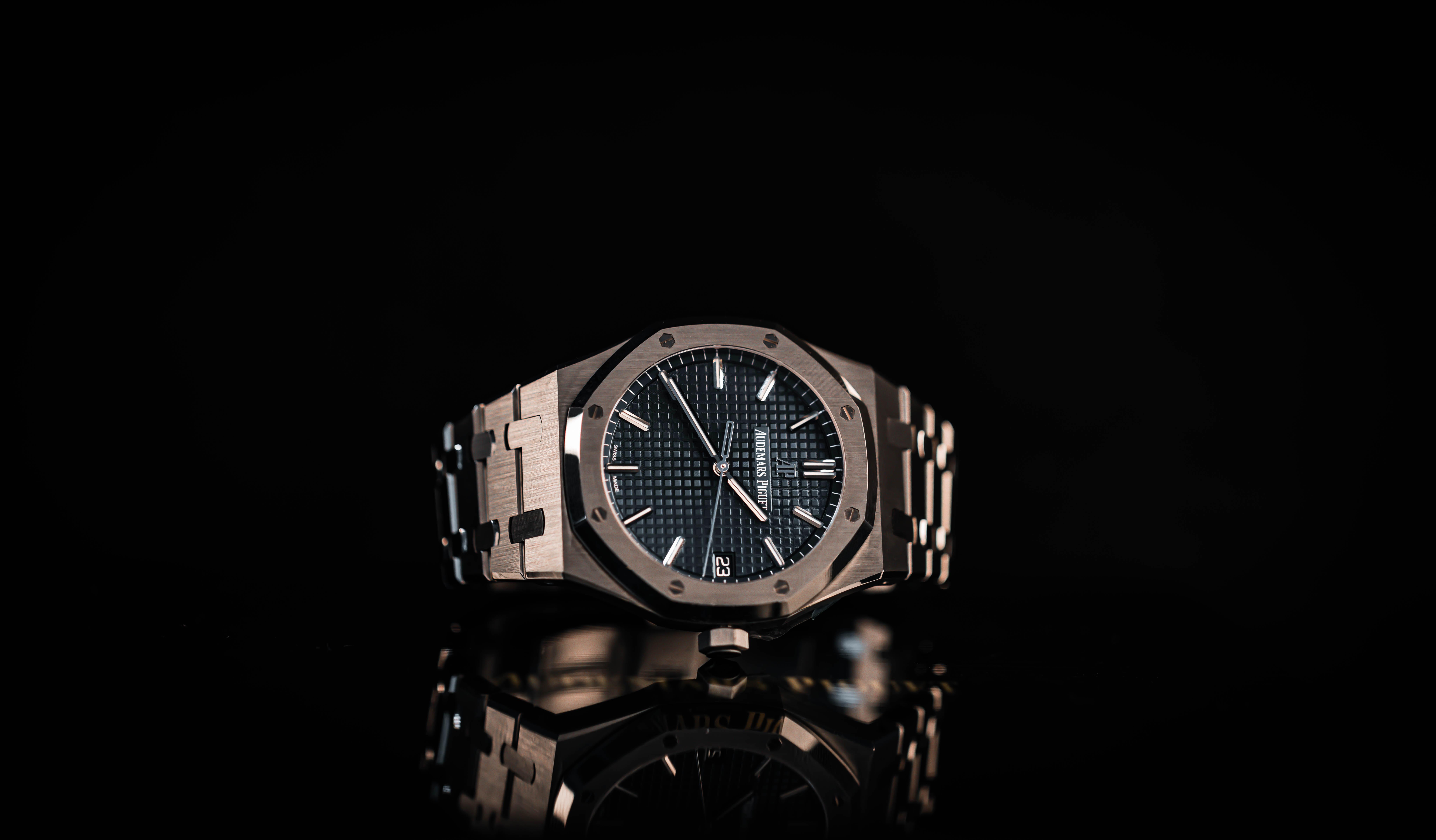 What Impacts the Cost of an Audemars Piguet Royal Oak?